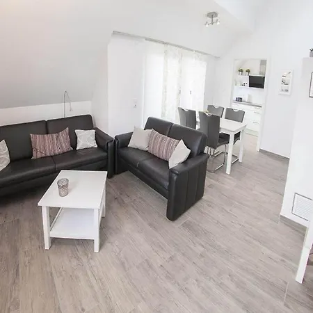 Stoerte 8 Comfortable Holiday